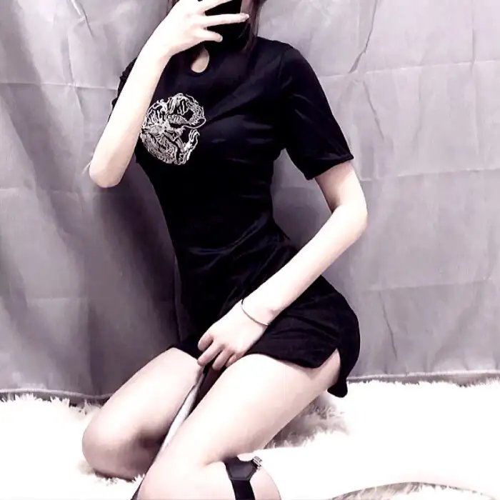潜藏敌影